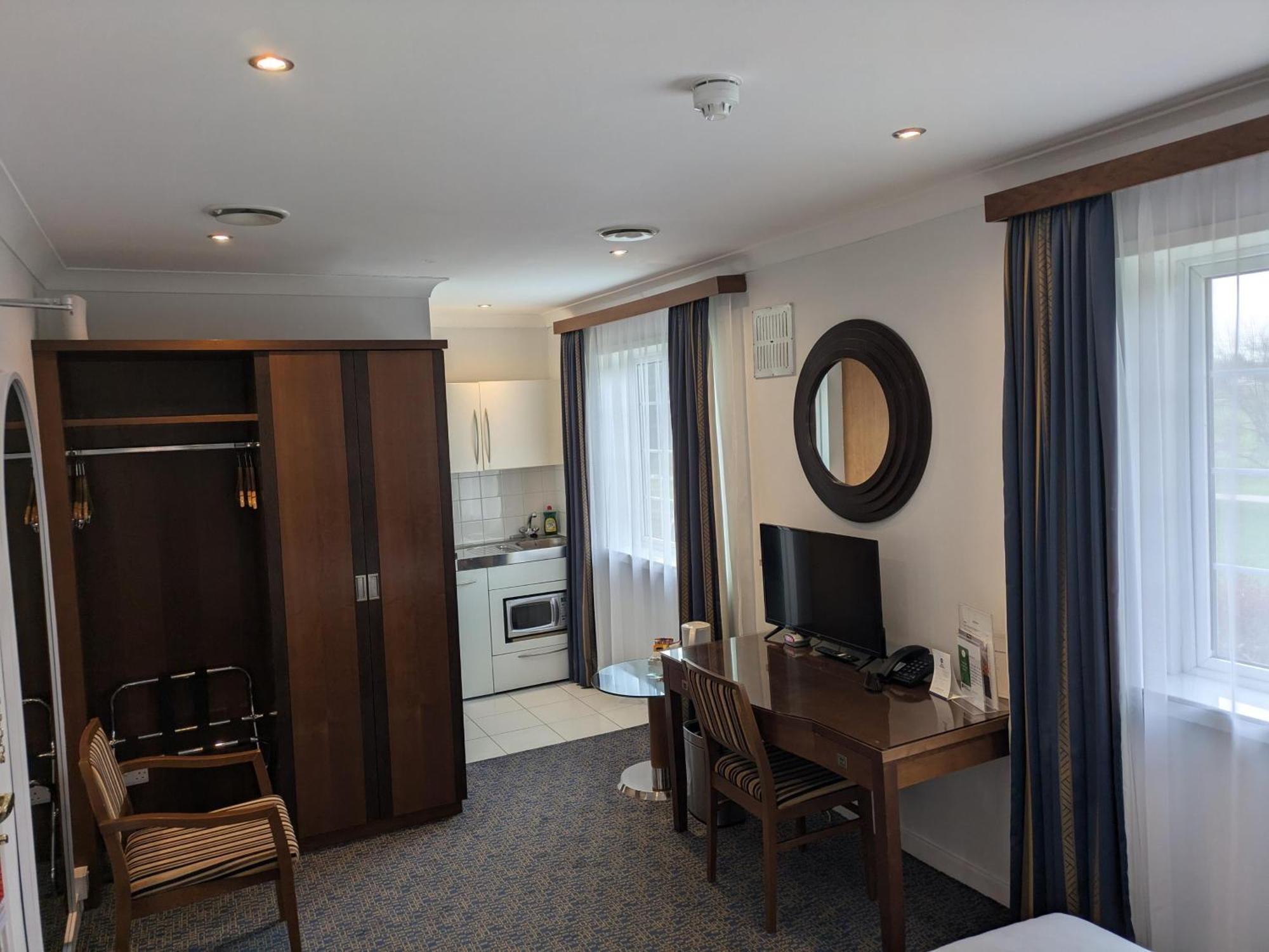 Best Western Homestead Court Hotel 웰린가든시티 외부 사진